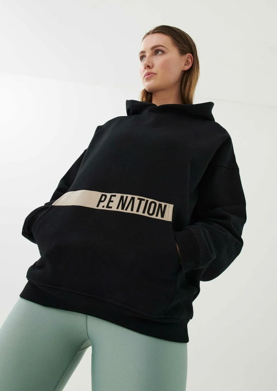 BASE JUMP HOODIE IN BLACK