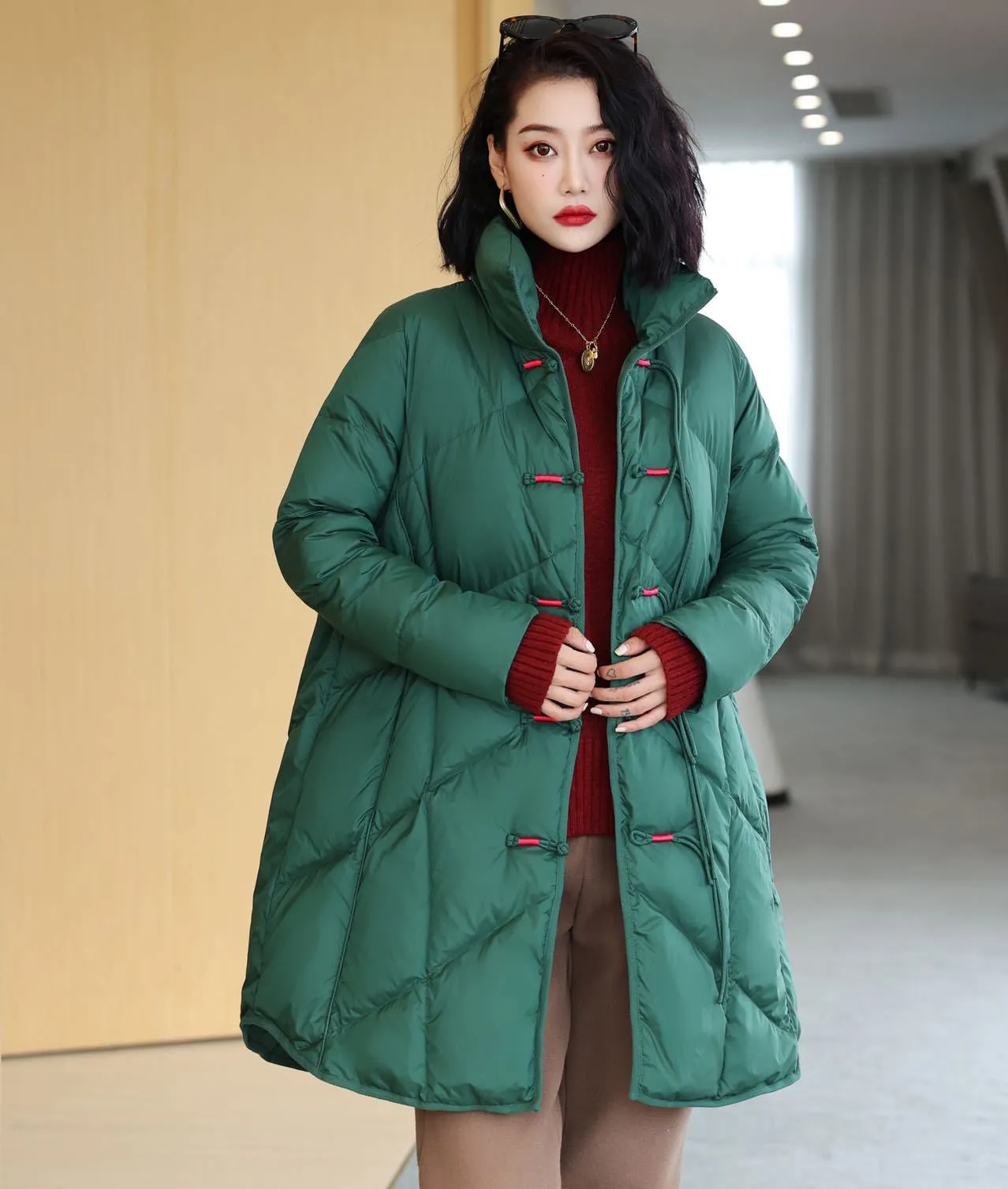 Knee Length Stand Collar Chinese Style Women's Down Coat with Strap Buttons
