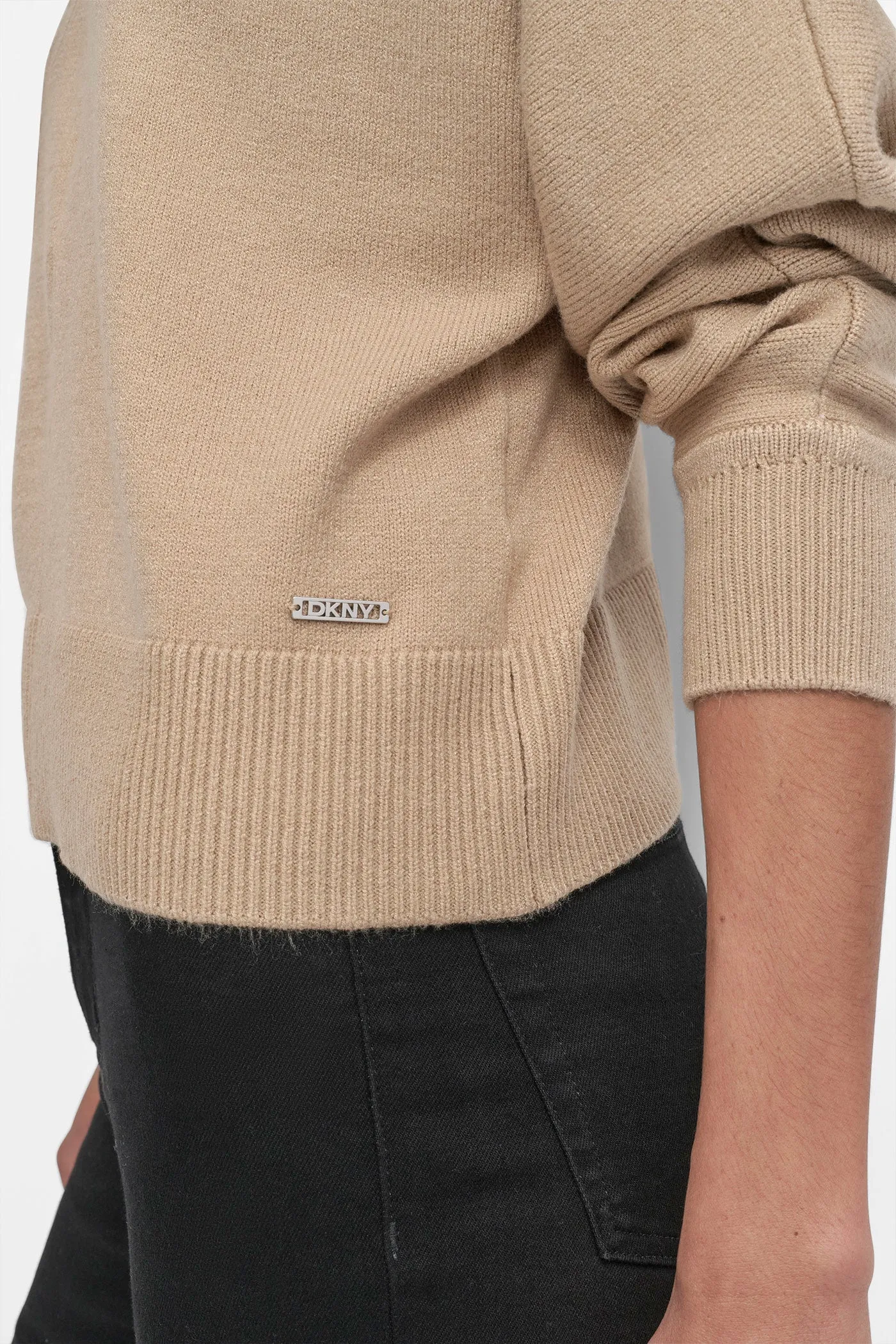 MOCK NECK HALF ZIP FRONT TOP