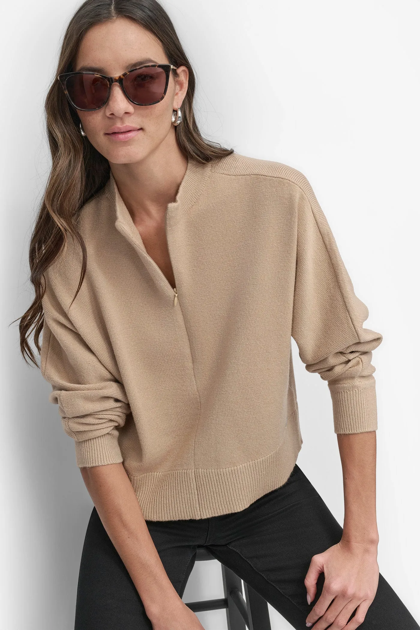 MOCK NECK HALF ZIP FRONT TOP