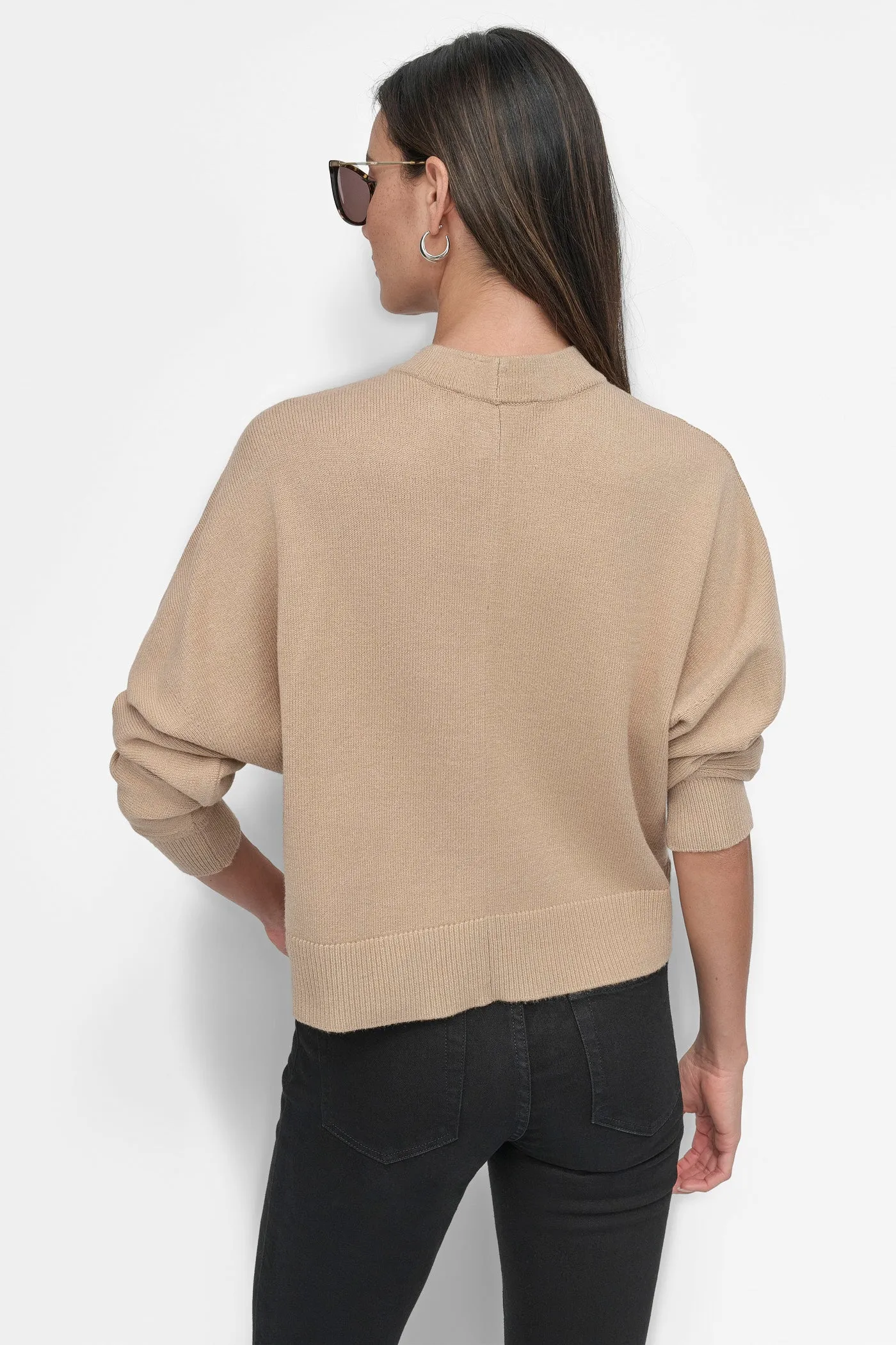 MOCK NECK HALF ZIP FRONT TOP